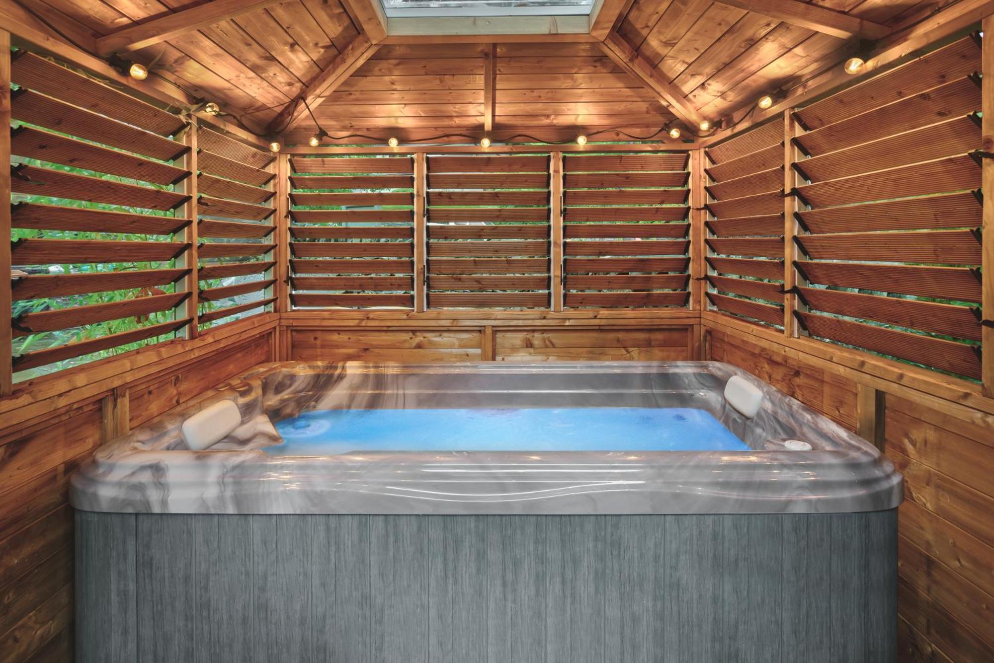 Lindale Coronation Cottages, Modernised 200-Year-Old Lake District Cottage Getaway For Two מראה חיצוני תמונה